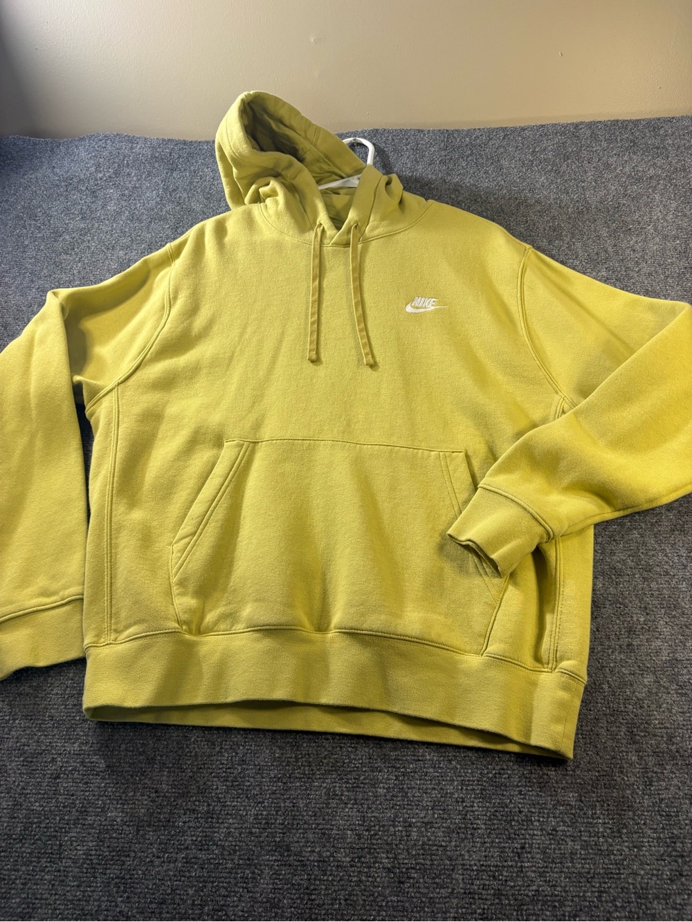 Nike Men’s Hoodie Sweatshirt - size large